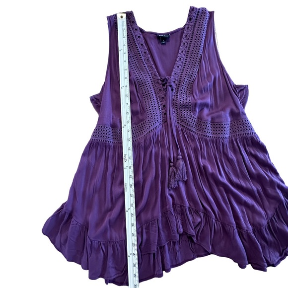 Torrid Boho Sleeveless Stretch Challis Lace Up Tank - Picture 12 of 15